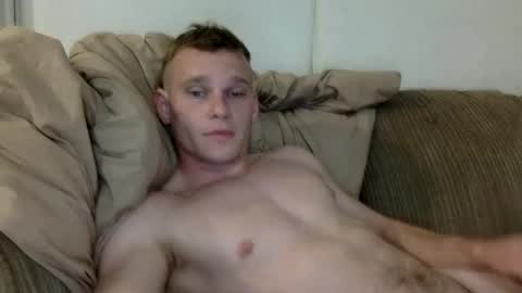 Snapshot of blakeandskylar chatting on 04.28.26 BlakeAndSkylar online show from 04.28.26