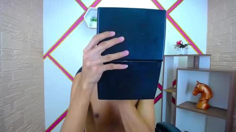 blakelovee online show from 10.23.25