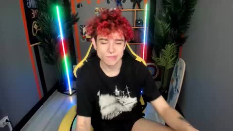 Snapshot of blalz_vok chatting on 12.04.25 Blaiz online show from 12.04.25