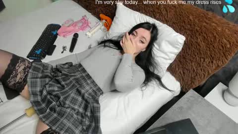 Snapshot of blancasuarez chatting on 01.21.25 MY VIDEOS THAT WILL MAKE YOU CUM - online show from 01.21.25