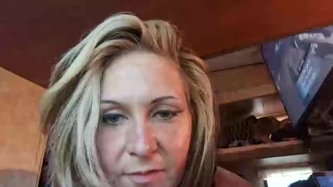 Snapshot of blandiaxis chatting on 06.02.26 OONA TEONE online show from 06.02.26