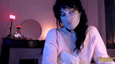 Snapshot of bleu_belladone chatting on 03.11.25 Cassandre online show from 03.11.25
