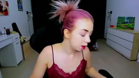 Nicole online show from 12.20.24