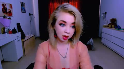 Nicole online show from 09.30.25