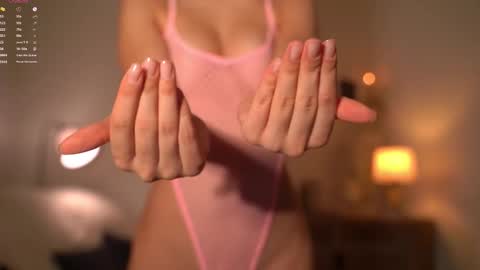 Scarlett NEXT LIVE  5AM gmt online show from 11.30.25