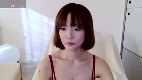 Snapshot of blon_kater chatting on 12.30.24 YoYo online show from 12.30.24