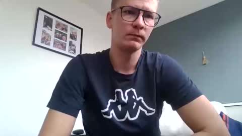 Snapshot of blondapollonl chatting on 11.03.25 Apollo online show from 11.03.25