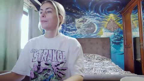 blonde4pasion online show from 10.14.25