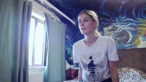 blonde4pasion online show from 10.20.25