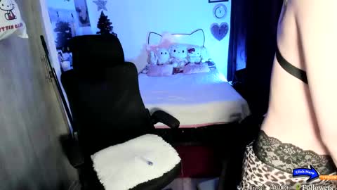  Blonde and Sam  online show from 01.08.26