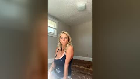Snapshot of blondecum4 chatting on 06.23.26 twodumbgirlsandurdick online show from 06.23.26