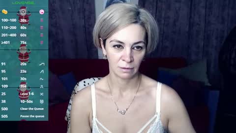 Snapshot of blondemommy_77 chatting on 01.09.25 Lola online show from 01.09.25