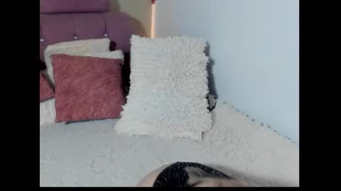 Esperanza online show from 03.10.26