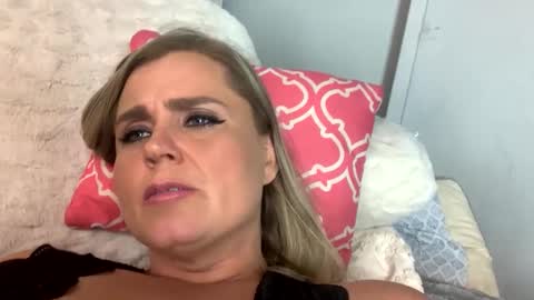 Snapshot of blondie955 chatting on 09.20.25 Blondie955 online show from 09.20.25