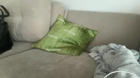 IM TRYNG online show from 11.16.25