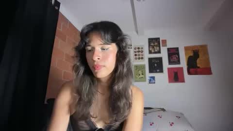 Bella Bloom ts online show from 10.15.25