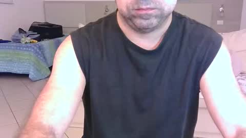 Snapshot of blop99 chatting on 01.08.25 Blop online show from 01.08.25