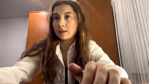 Snapshot of blossomroady chatting on 02.12.26 Alice online show from 02.12.26