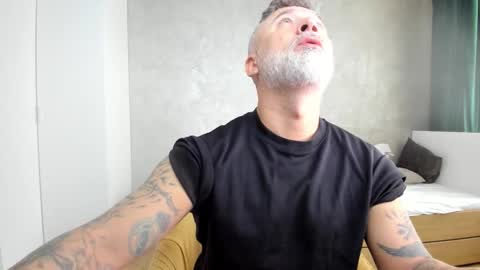 Snapshot of blowmyxxl chatting on 09.12.25 Nico online show from 09.12.25