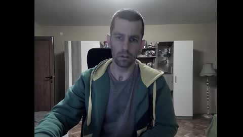 Snapshot of blue_eyed_wolf chatting on 01.02.25 Runaway online show from 01.02.25