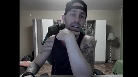 Snapshot of blue_eyed_wolf chatting on 01.26.25 Runaway online show from 01.26.25