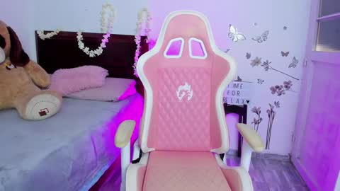 Linda  online show from 01.29.25