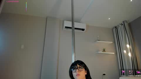 Snapshot of blue_sixx chatting on 10.12.25 blue_sixx online show from 10.12.25