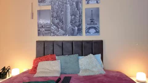 Snapshot of blue_sixx chatting on 11.02.25 blue_sixx online show from 11.02.25