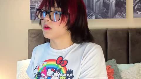 Snapshot of blue_sixx chatting on 11.06.25 blue_sixx online show from 11.06.25