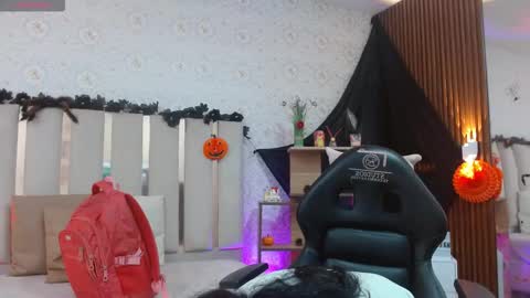 blue_tay1 online show from 11.02.25