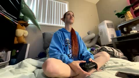 Snapshot of bluebloodednorsewitch chatting on 09.23.25 bluebloodednorsewitch online show from 09.23.25