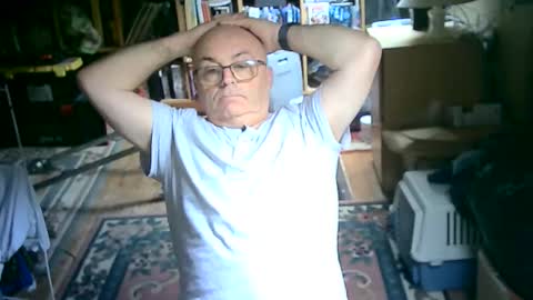 Snapshot of bluebox65 chatting on 11.05.25 bluebox65 online show from 11.05.25