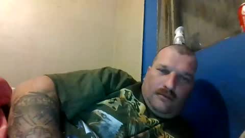 Snapshot of bluedemoneyes1986 chatting on 03.12.25 bluedemoneyes1986 online show from 03.12.25