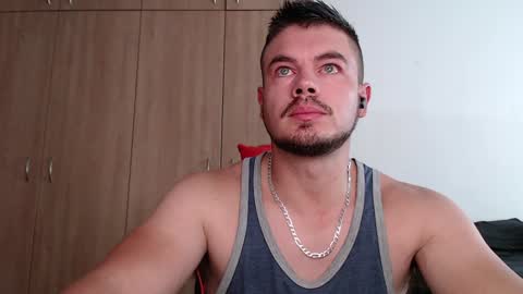 blueeyeboy0 online show from 01.12.25