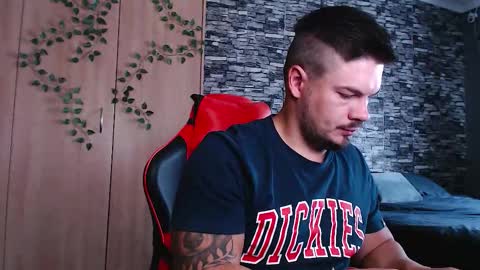 blueeyeboy0 online show from 11.11.25