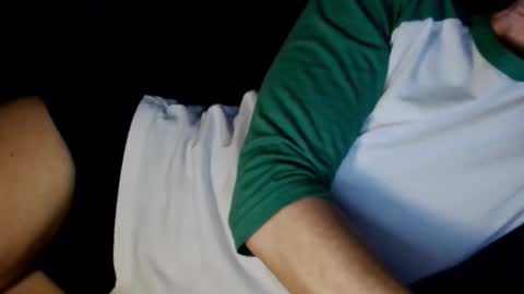 Snapshot of blueeyedlie chatting on 12.20.25 Blueeyedlie online show from 12.20.25