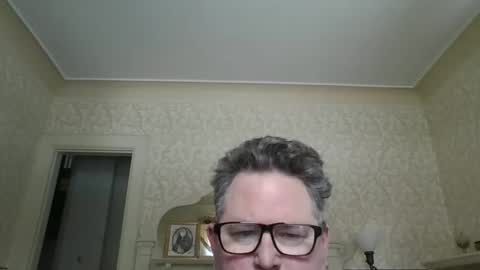 Snapshot of bluemoose70 chatting on 01.04.25 bluemoose70 online show from 01.04.25