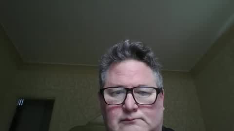 Snapshot of bluemoose70 chatting on 09.24.25 bluemoose70 online show from 09.24.25