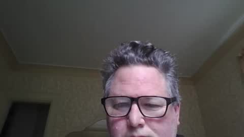 Snapshot of bluemoose70 chatting on 10.30.25 bluemoose70 online show from 10.30.25