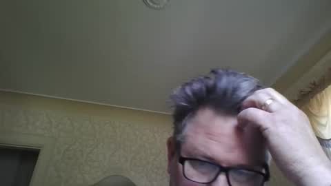 Snapshot of bluemoose70 chatting on 06.04.26 bluemoose70 online show from 06.04.26