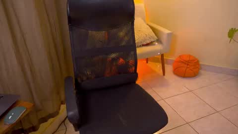 FLORAA online show from 11.15.25