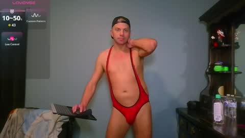 Snapshot of blueyes_hung1 chatting on 04.28.26 Fun Boi online show from 04.28.26