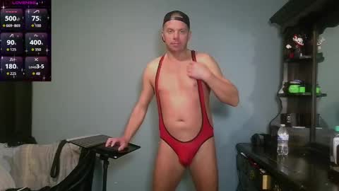 Snapshot of blueyes_hung1 chatting on 05.04.26 Fun Boi online show from 05.04.26