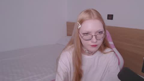 Snapshot of blush_alert chatting on 06.04.26 Diana online show from 06.04.26