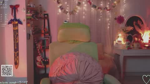 Snapshot of blushing_nymph chatting on 12.14.25 Im Nym Justa nymph on twitter and IG online show from 12.14.25