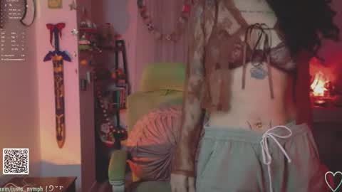 Snapshot of blushing_nymph chatting on 12.15.25 Im Nym Justa nymph on twitter and IG online show from 12.15.25