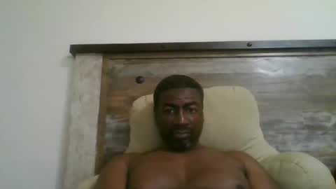 Snapshot of bluuthunder1914 chatting on 10.29.25 bluuthunder1914 online show from 10.29.25