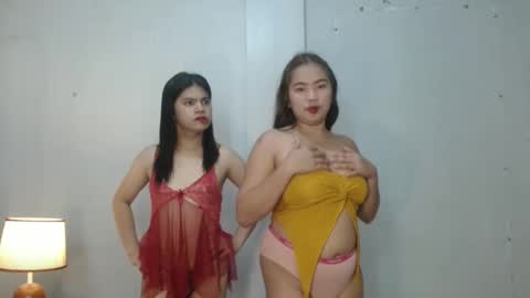 Snapshot of blythe_show chatting on 02.16.25 blythe_show online show from 02.16.25