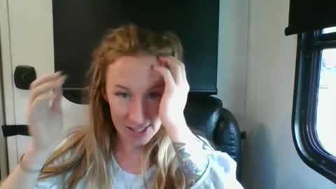 MamaMorgan online show from 11.20.25