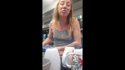 MamaMorgan online show from 12.14.25